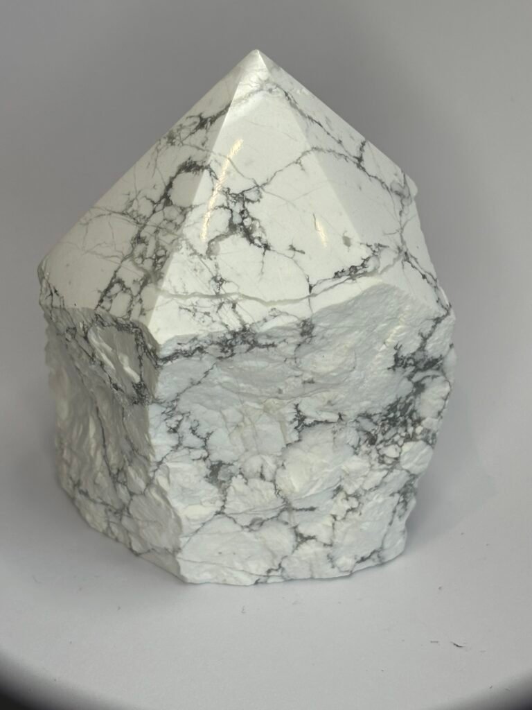 howlite a2 - Sians Emporium howlite a2