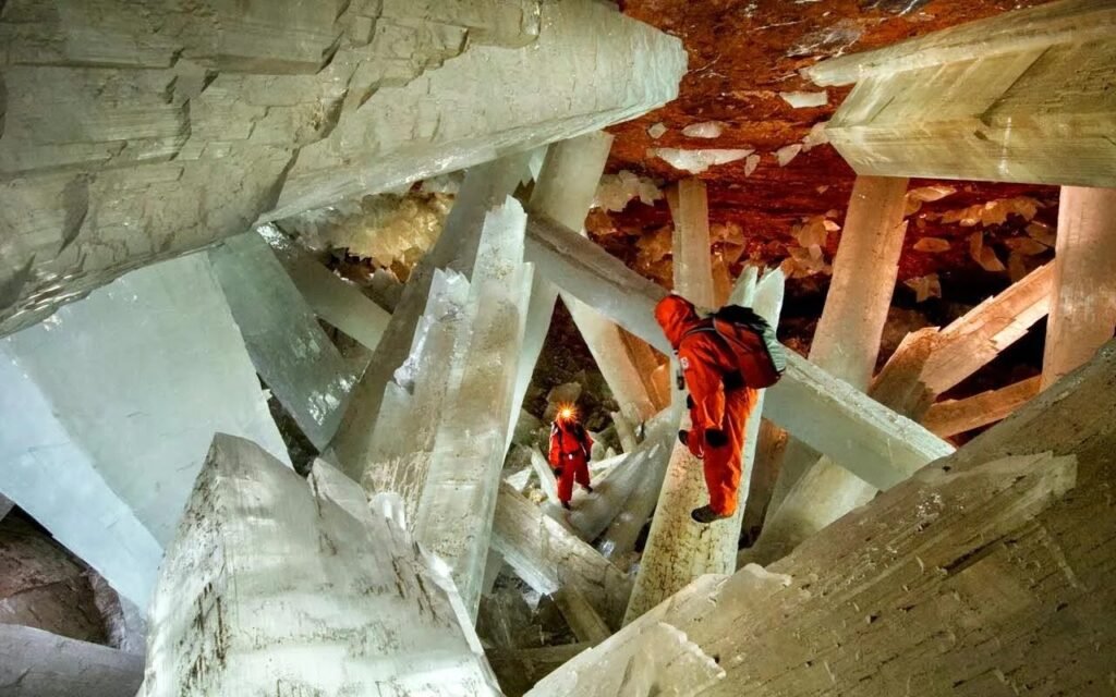 Naica crystal cave - Sians Emporium Naica crystal cave